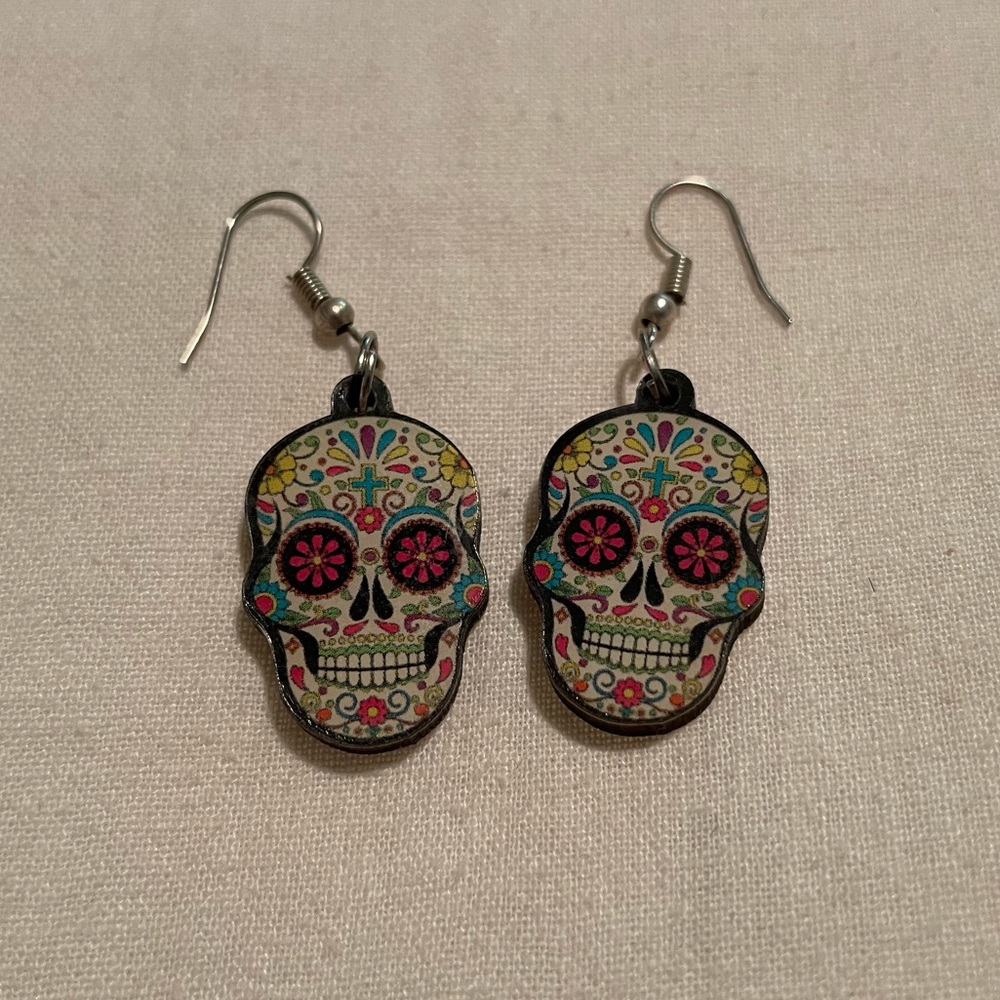 NWOT Day of the Dead Earrings